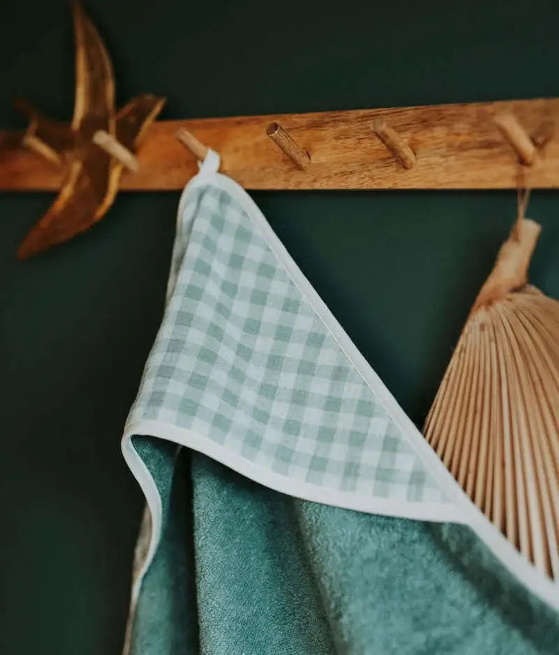 Cape de bain vichy vert de gris