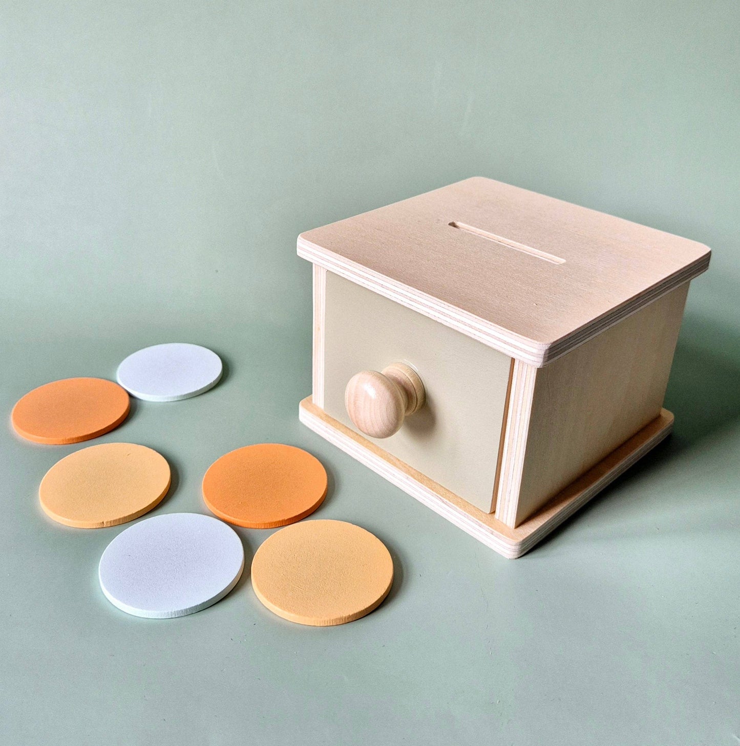 Rammelaartje - Boîte de jeu Montessori en bois avec tiroir et disques colorés – Stimule le développement moteur